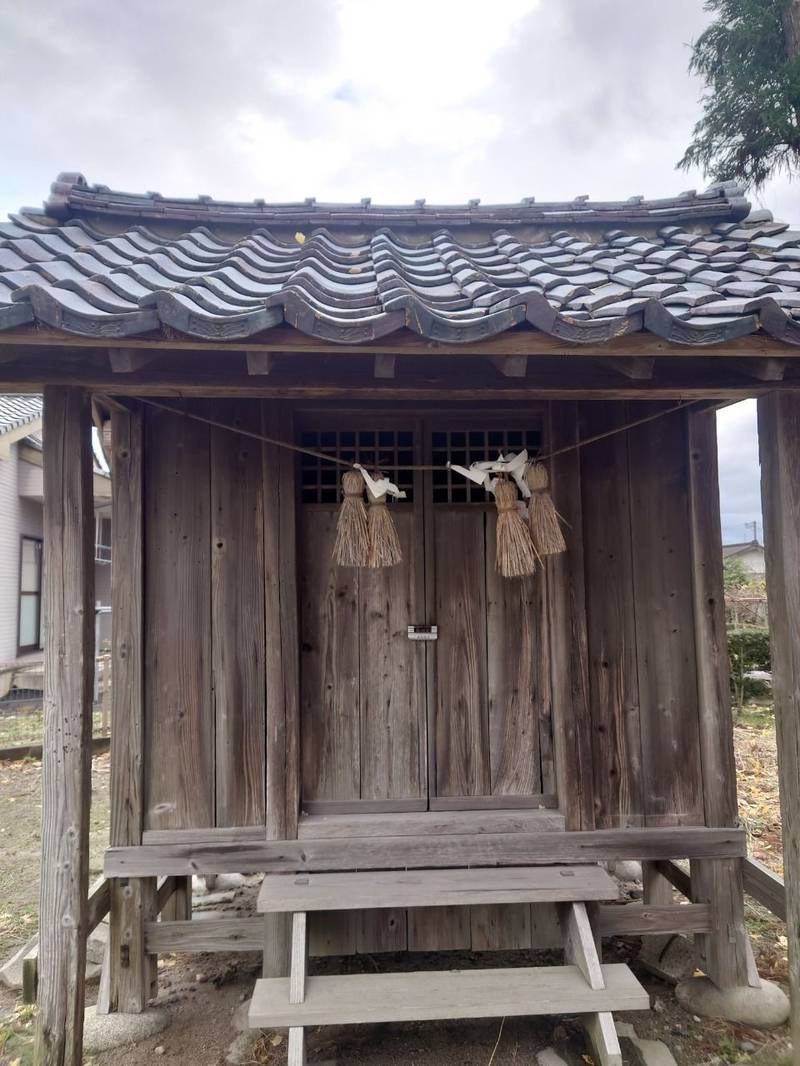 乙次神社,新潟県新発田市乙次288