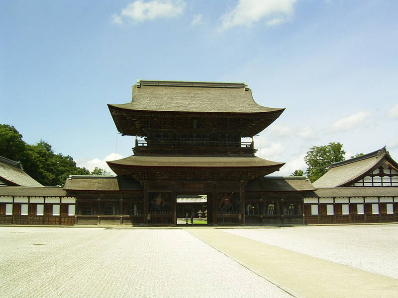 瑞龍寺,富山県高岡市関本町35