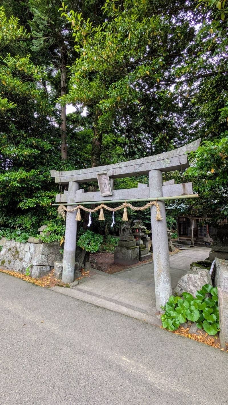日吉神社,鳥取県西伯郡大山町赤松９４３