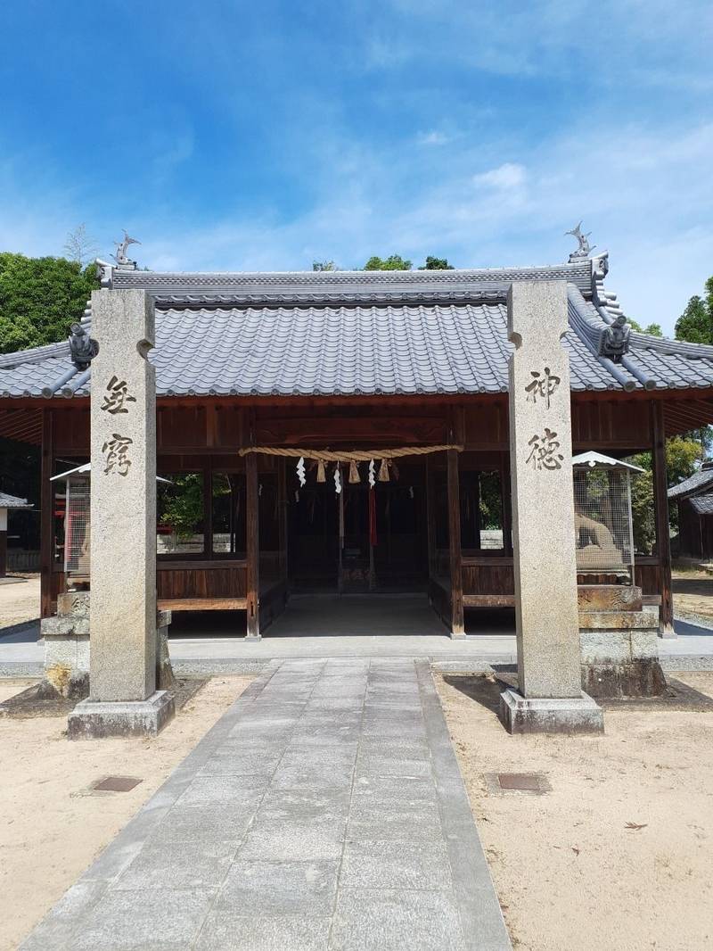 高岡稲荷神社,兵庫県加東市高岡549
