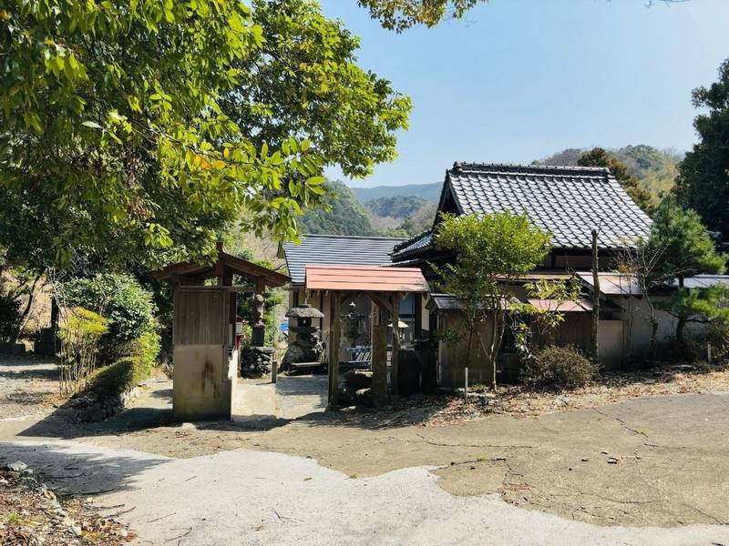 鳥越観音堂,福岡県糟屋郡篠栗町篠栗2302-3