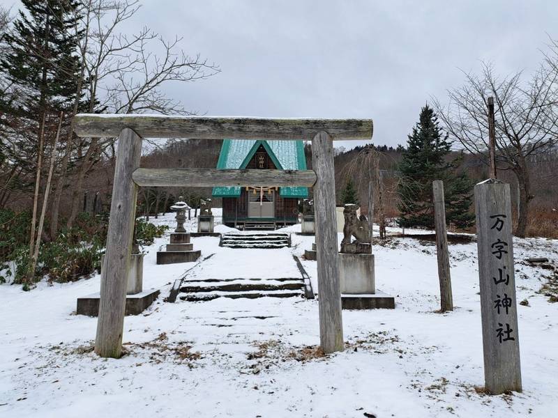 万字八幡山神社,北海道岩見沢市栗沢町万字英町1