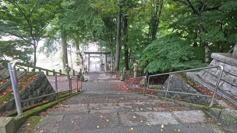 熊野神社,山形県鶴岡市湯温海甲67