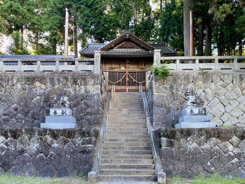 牛牧神社,長野県下伊那郡高森町牛牧２１０４
