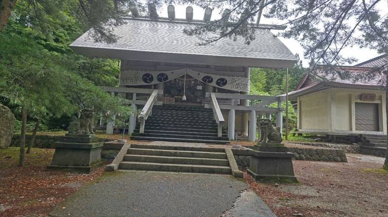 熊野神社,山形県鶴岡市湯温海甲67
