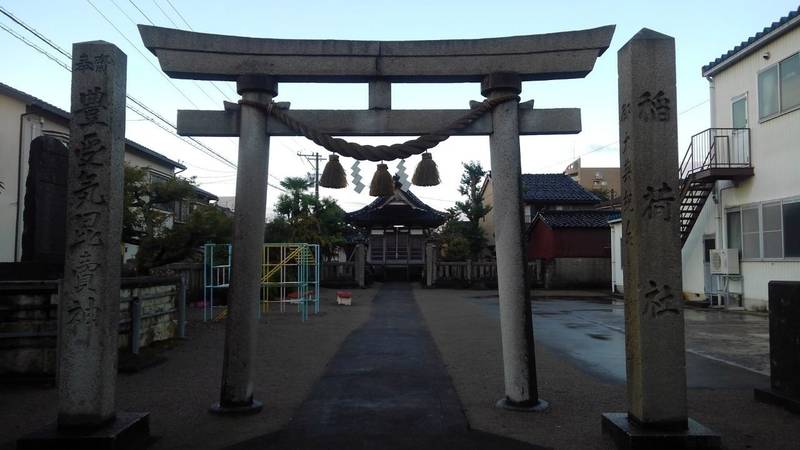 稲荷社,富山県高岡市あわら町４