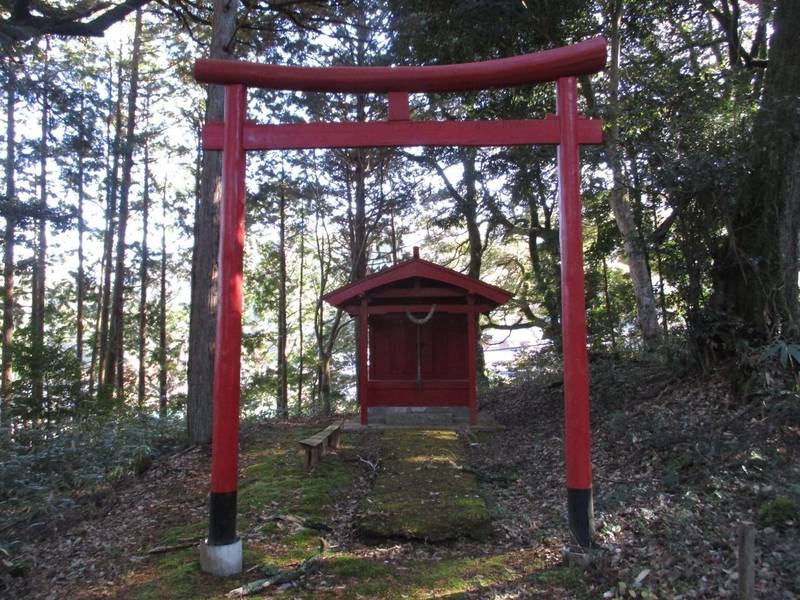 大虫神社,京都府与謝郡与謝野町温江字虫本1821
