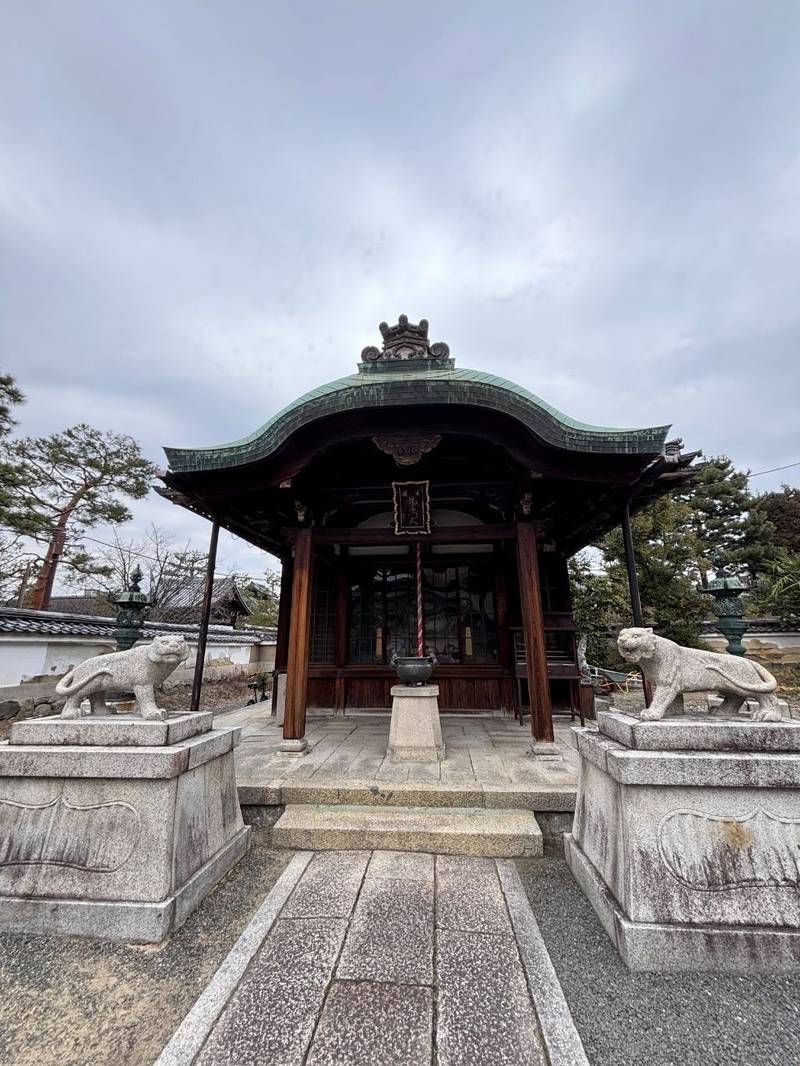 両足院,京都府京都市東山区大和大路通四条下る4丁目小松町591
