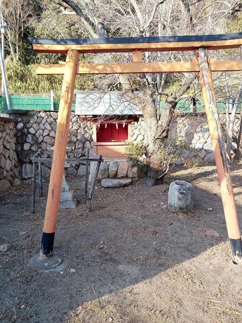 厳島神社  (大土神社別社),兵庫県神戸市灘区大土平町２丁目４−２