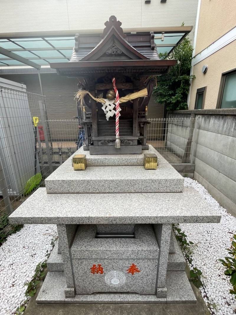 圓海稲荷神社,東京都世田谷区北沢1-47-18