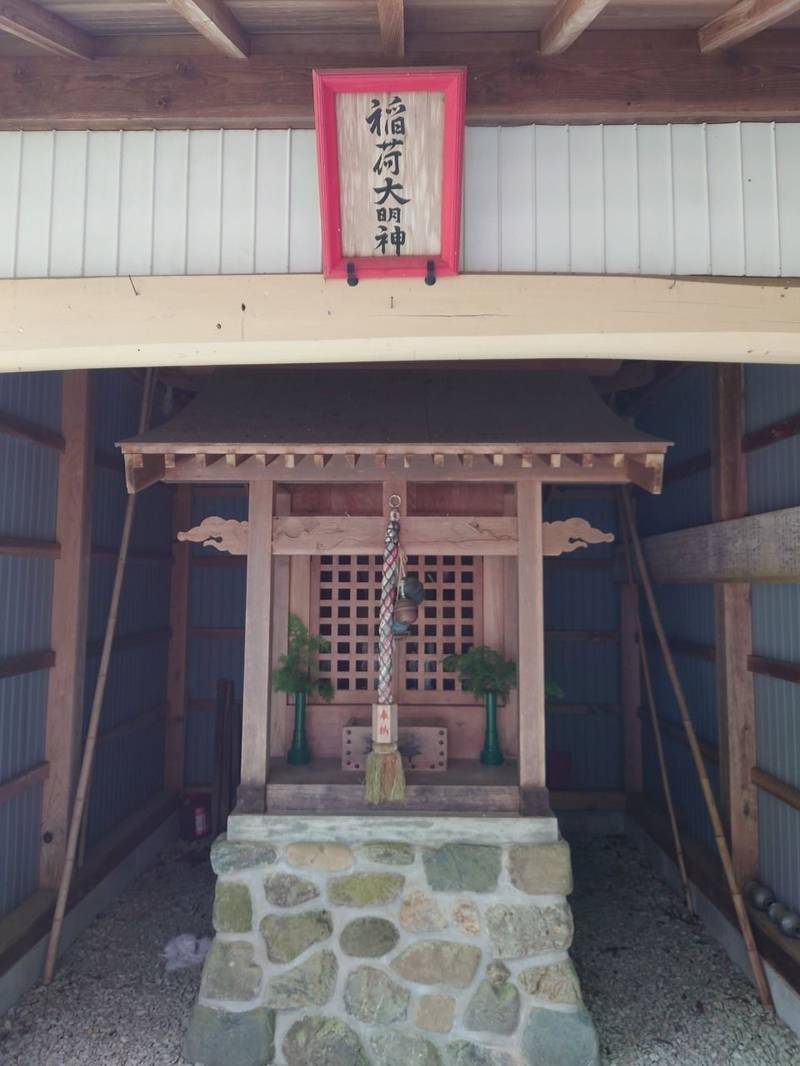 釜一三神社,京都府綾部市釜輪町岡田道ノ下５３