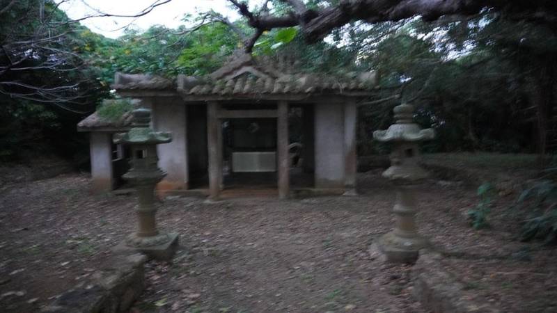 大石御嶽,沖縄県石垣市大浜１７５
