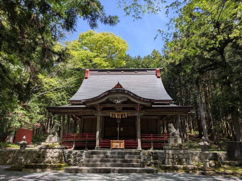 内野浅間神社,山梨県南都留郡忍野村内野１