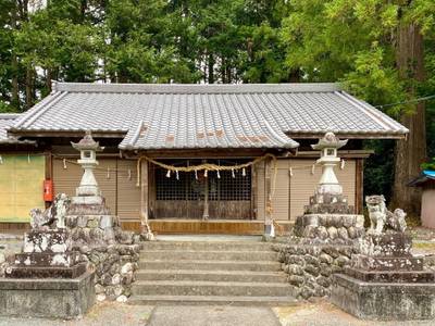 六所神社   (天竜区上野),見どころ,を神