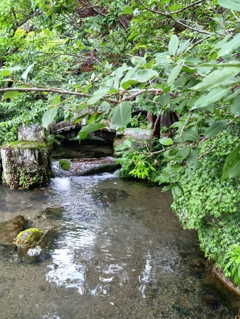 涌釜神社,栃木県佐野市出流原町１１１７