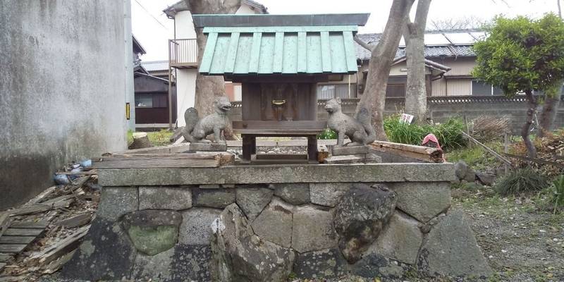 信吉稲荷神社,三重県伊勢市神久5丁目10