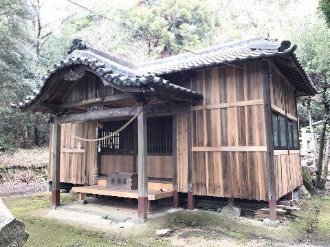 石根依立神社,岡山県和気郡和気町原