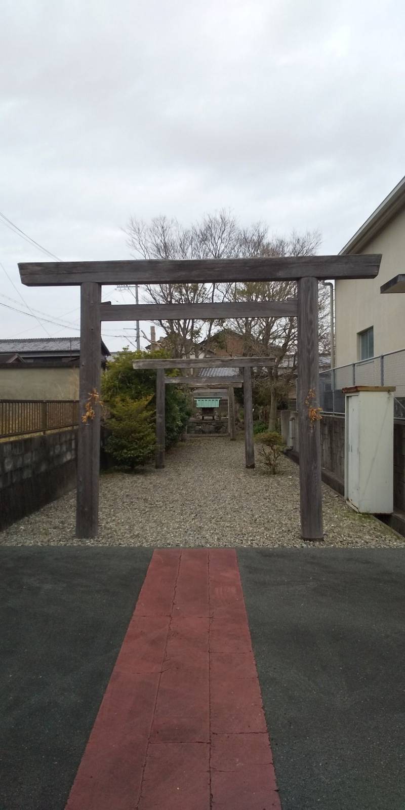 信吉稲荷神社,三重県伊勢市神久5丁目10