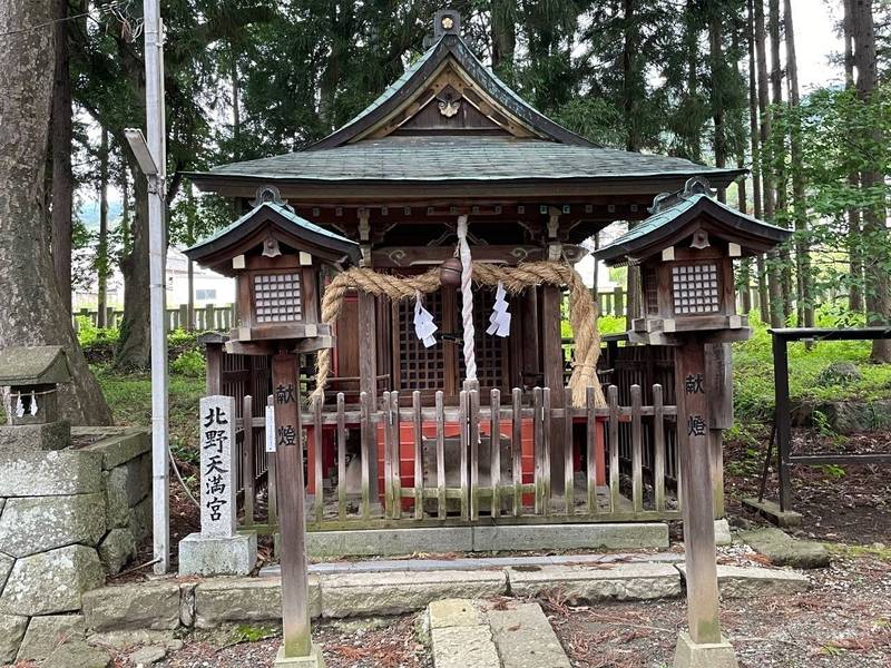 治田神社,長野県千曲市大字稲荷山1650-1