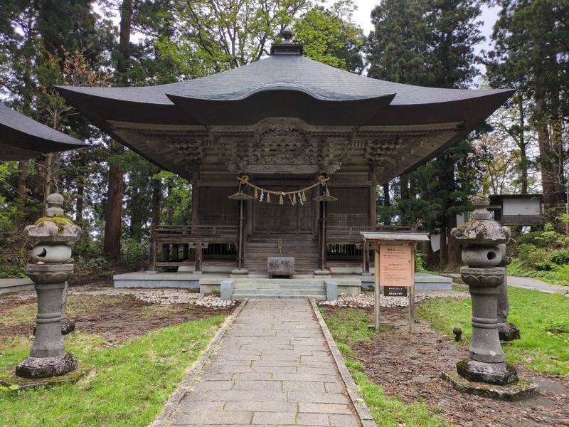 蜂子神社,山形県鶴岡市羽黒町手向字手向7