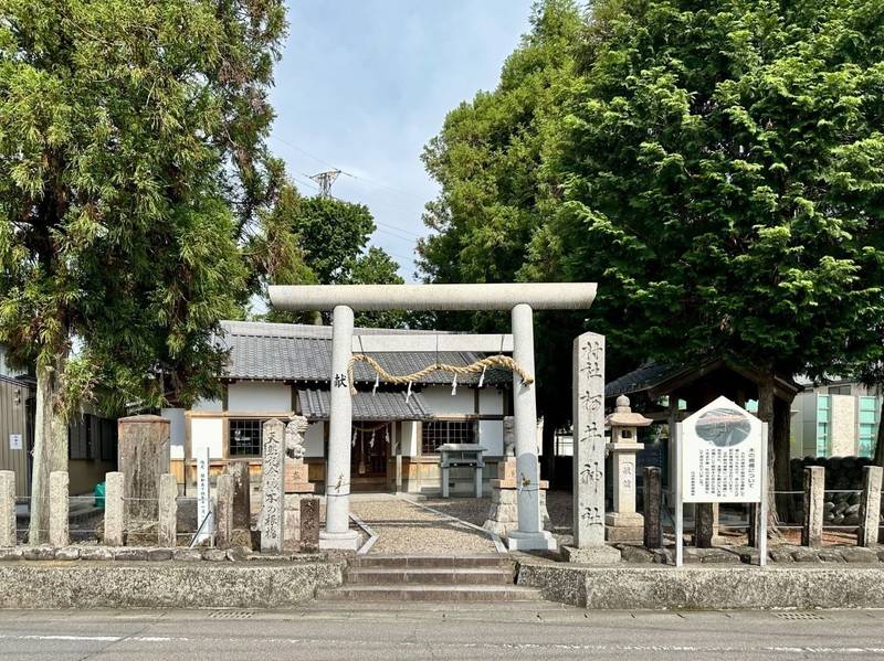 栃井神社,岐阜県加茂郡川辺町西栃井１２２６