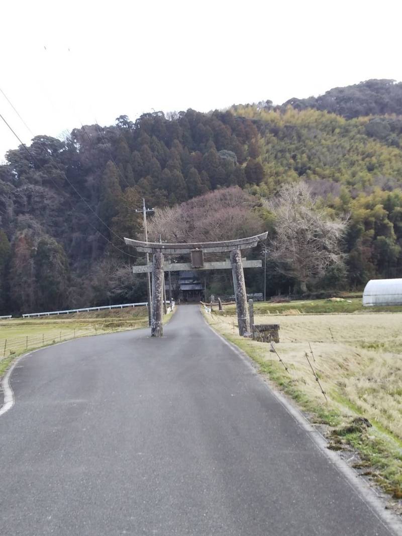 神前神社,鳥取県鳥取市青谷町鳴瀧421