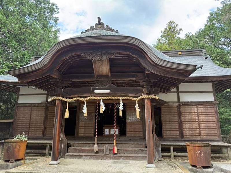 岩部八幡神社,香川県高松市塩江町安原上６９３−１