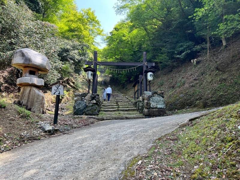 法嚴寺[牛尾観音],京都府京都市山科区音羽南谷１　