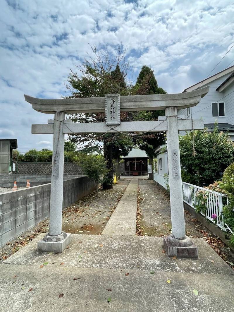 浮島弁天社,神奈川県厚木市上依知2664-4
