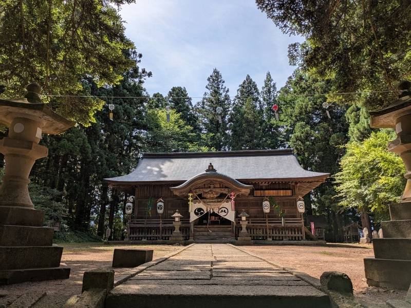 八乙女八幡神社,山形県西置賜郡白鷹町荒砥甲字楯廻1092