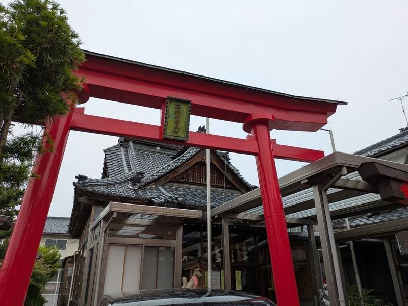 三徳稲荷神社,新潟県新潟市江南区江口５４４９