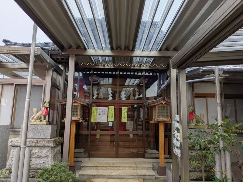 三徳稲荷神社,新潟県新潟市江南区江口５４４９