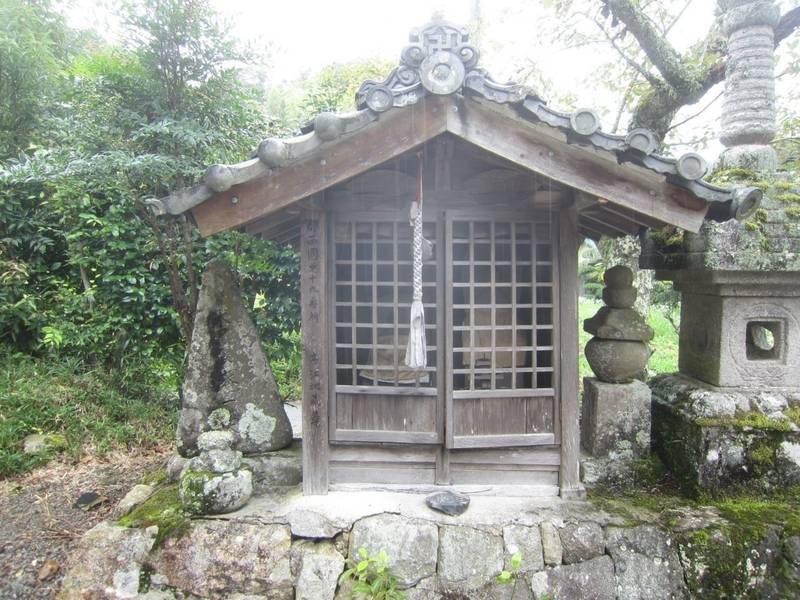 光照寺,兵庫県丹波篠山市宮田１４６