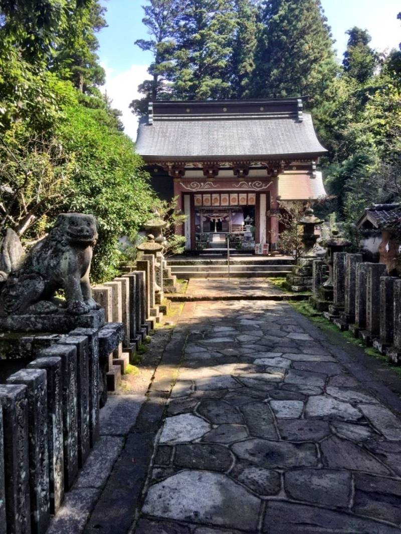 宇奈岐日女神社              (六所宮)の見どころ