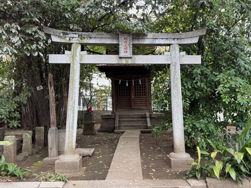 若松稲荷神社,東京都調布市小島町１丁目８−９