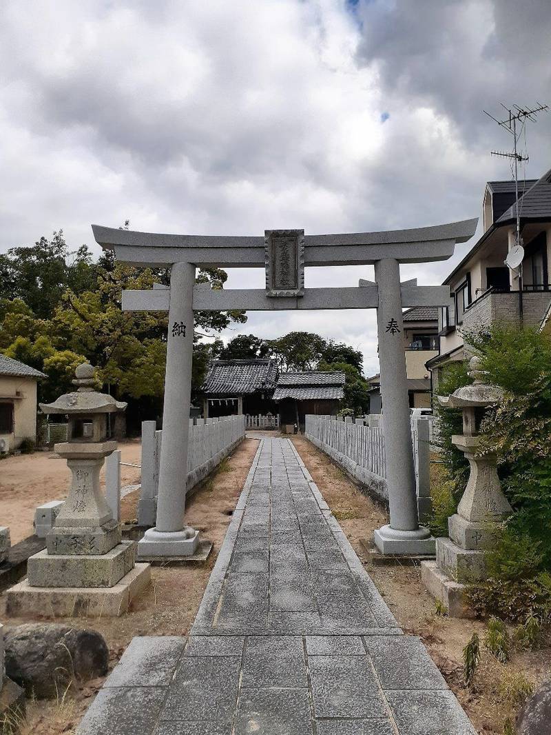 東野春日神社,兵庫県伊丹市東野５−７５