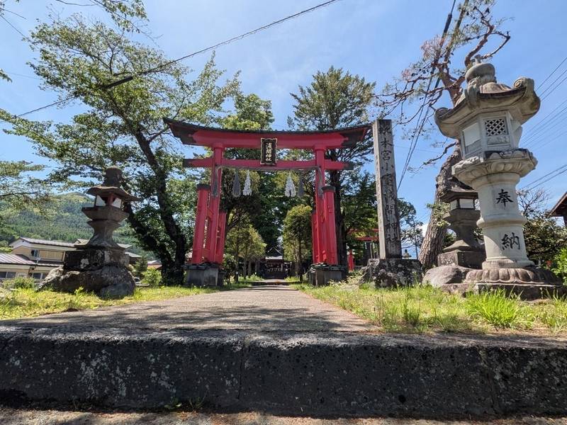 北東本宮小室浅間神社,山梨県富士吉田市大明見2-1-1