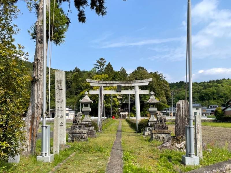 御鉾神社,岐阜県山県市伊佐美４８２
