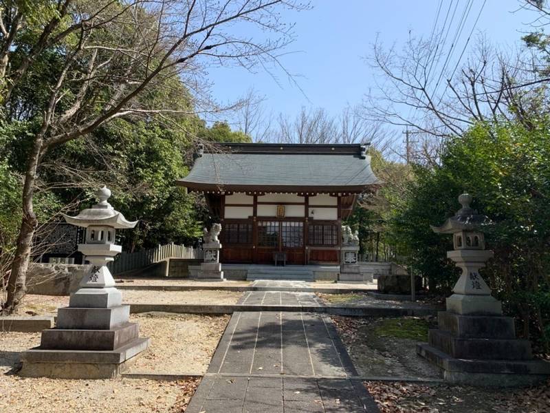 八龍神社