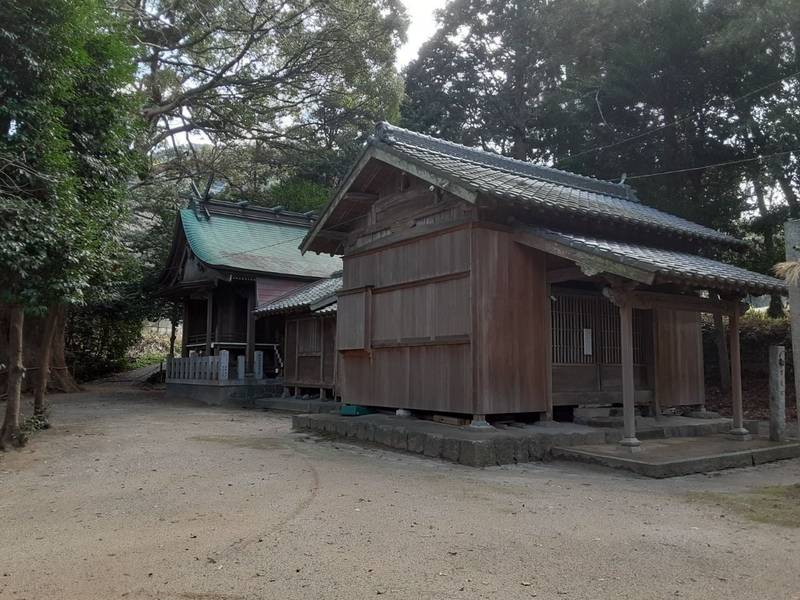 川上神社,福岡県糟屋郡新宮町原上７６９−２