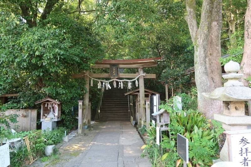 木本八幡宮,和歌山県和歌山市西庄字宮山1