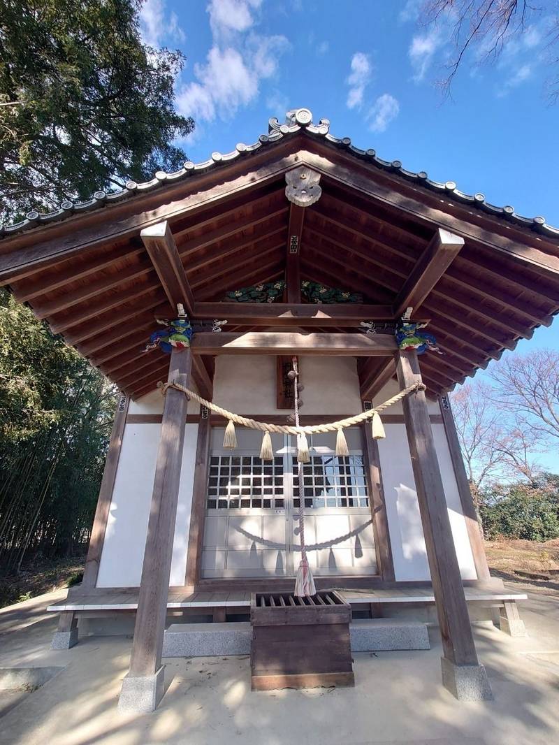 丹生神社,埼玉県児玉郡上里町勅使河原１３６８番地