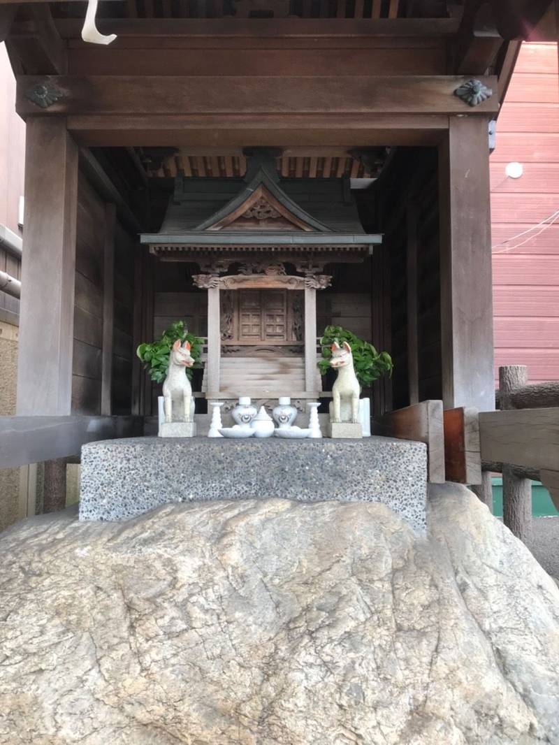 西橋本稲荷大明神,神奈川県相模原市緑区西橋本2-1-11