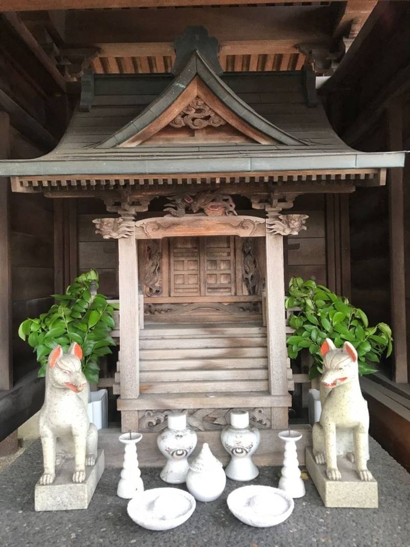 西橋本稲荷大明神,神奈川県相模原市緑区西橋本2-1-11