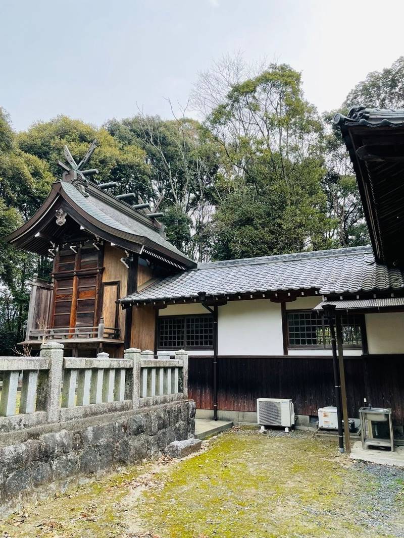 國崎八幡神社,福岡県京都郡苅田町稲光384