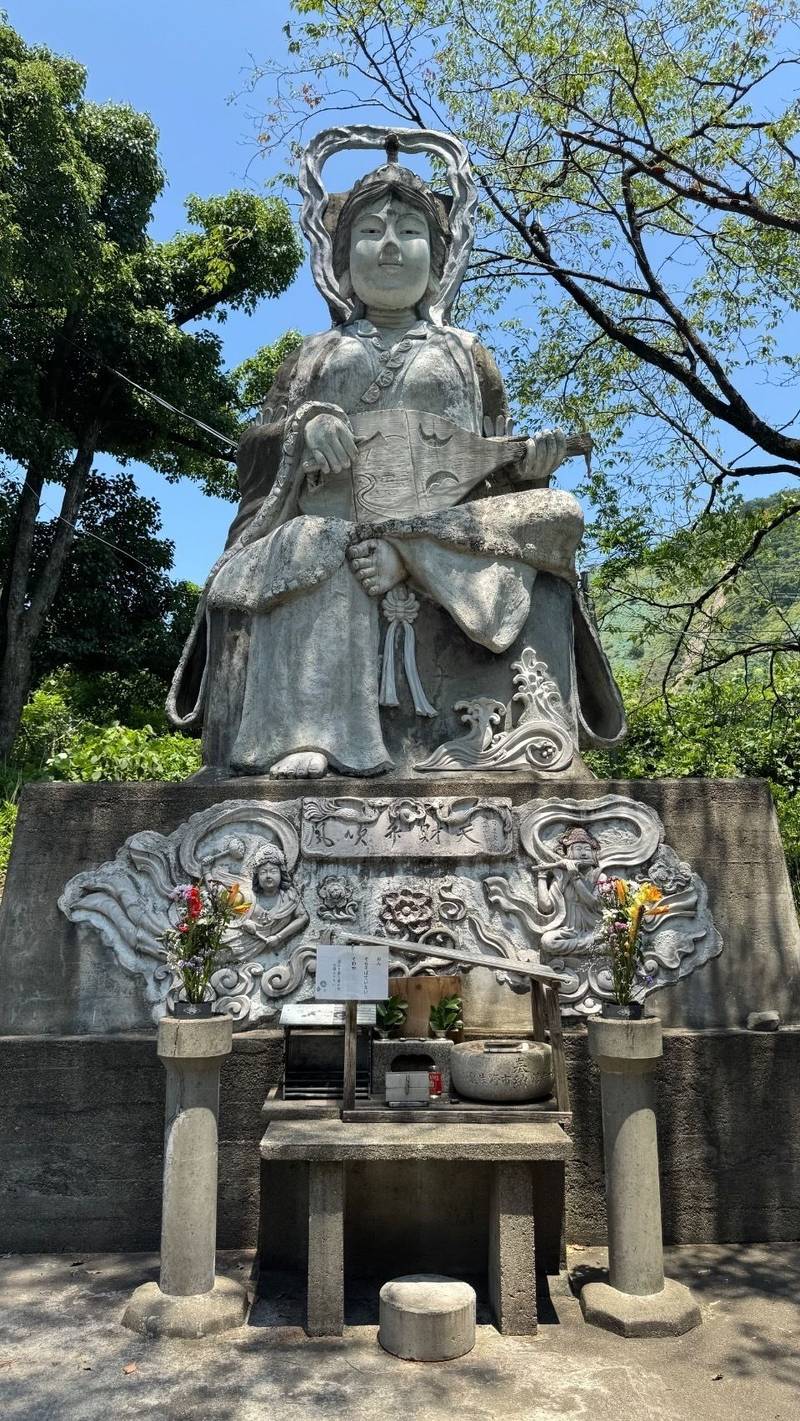 風吹山弁財天院,和歌山県岩出市根来字洞尾2276-2