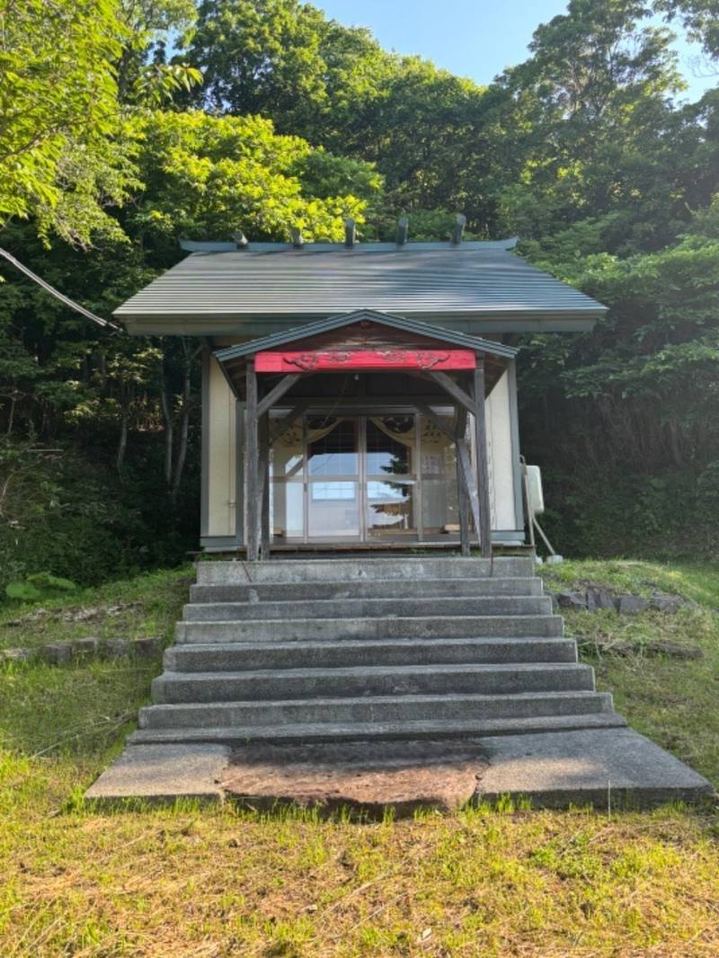 幌稲荷神社,北海道石狩市浜益区幌1200番地