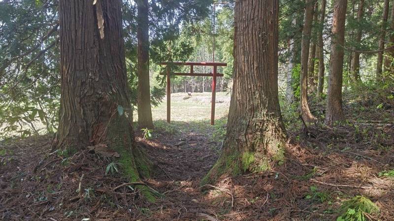 岩円地蔵,山形県最上郡金山町下野明