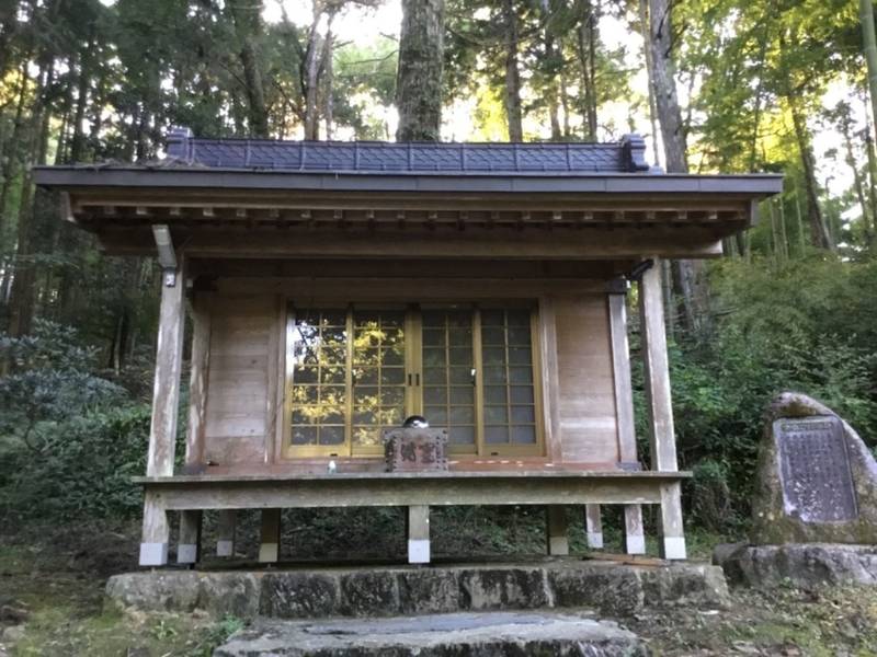 豊玉姫神社,徳島県名西郡神山町神領字西上角330上一宮大粟神社境内