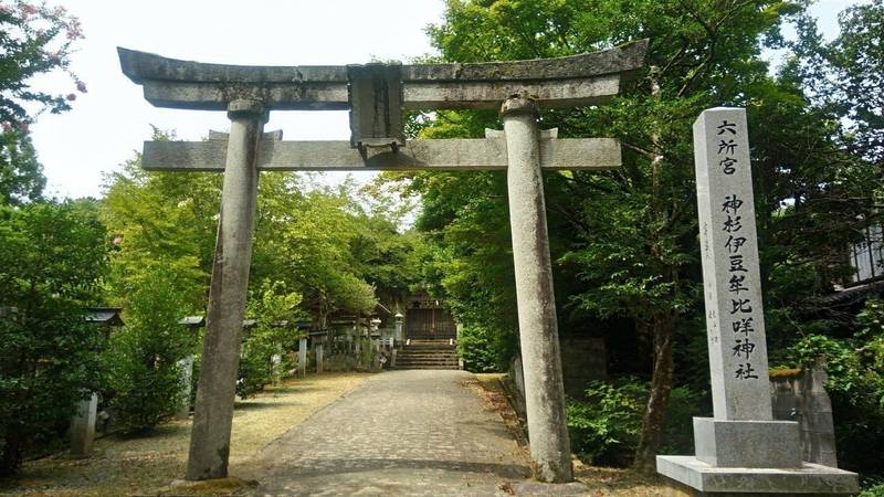 神杉伊豆牟比咩神社,石川県鳳珠郡穴水町中居ワ153